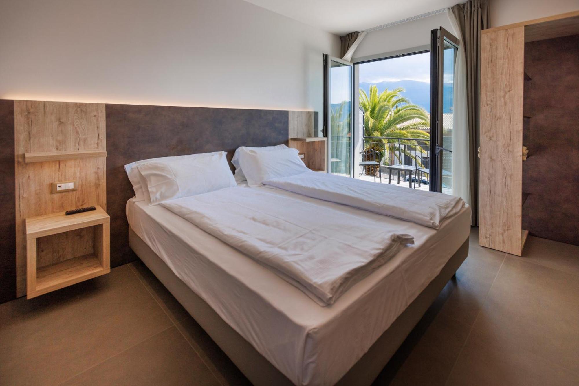 Hotel Livia Gargnano Phòng bức ảnh